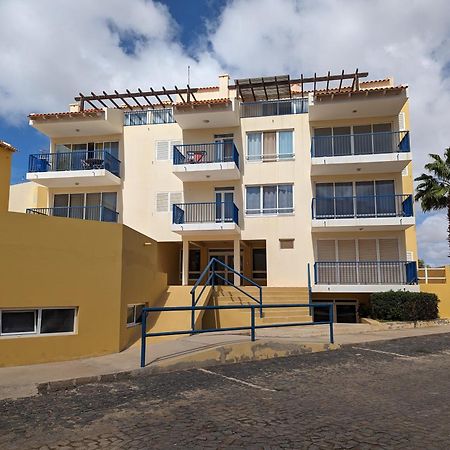 Vila Cabral 1 Bed Apt - Wi-Fi & Air Con Included Sal Rei Extérieur photo